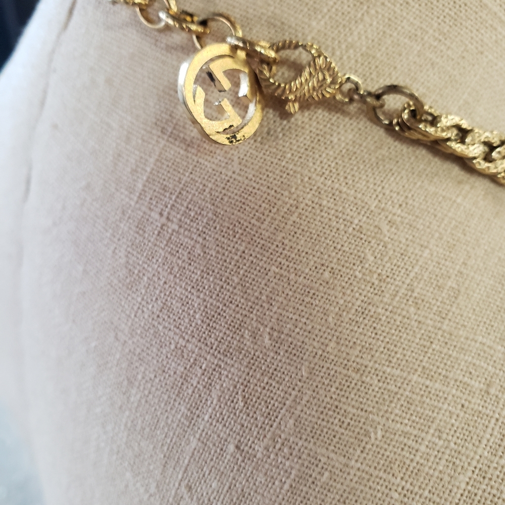 Gucci Gold tone and Resin Statement Necklace - Picture 6 of 7